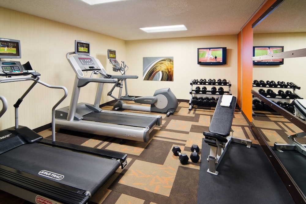 Courtyard By Marriott Portland Beaverton 11/24