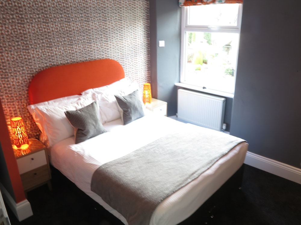 Comfy, Mini, Double Bed