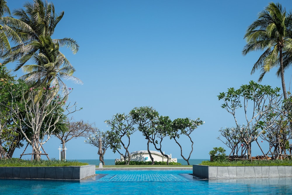 The Regent Cha Am Beach Resort 7/75