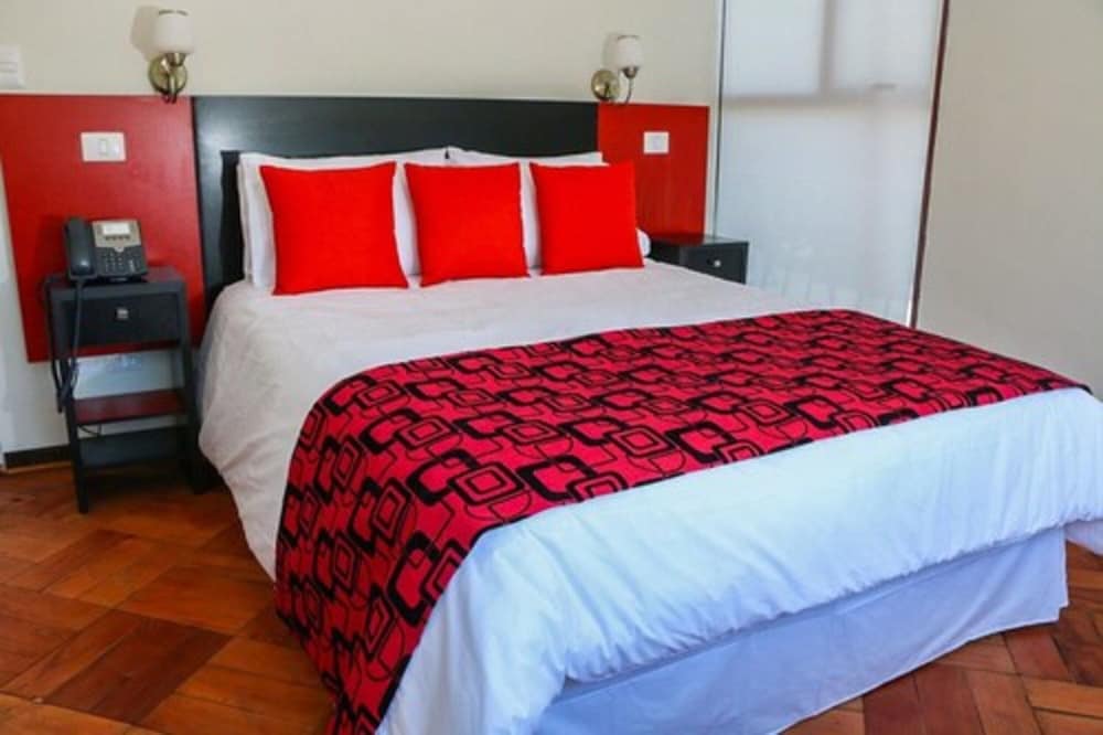 Hotel Plaza Nunoa 16/37