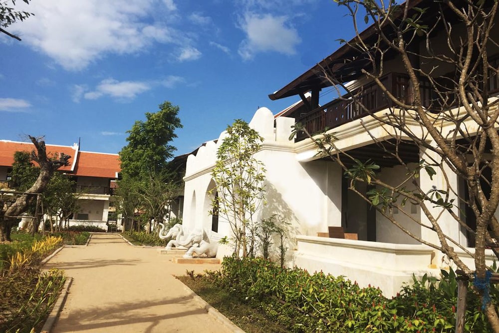 SRIWILAI SUKHOTHAI 35/43