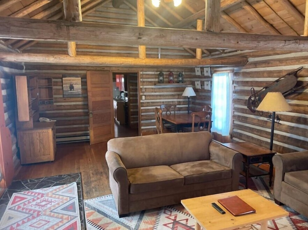 320 Guest Ranch 29/50