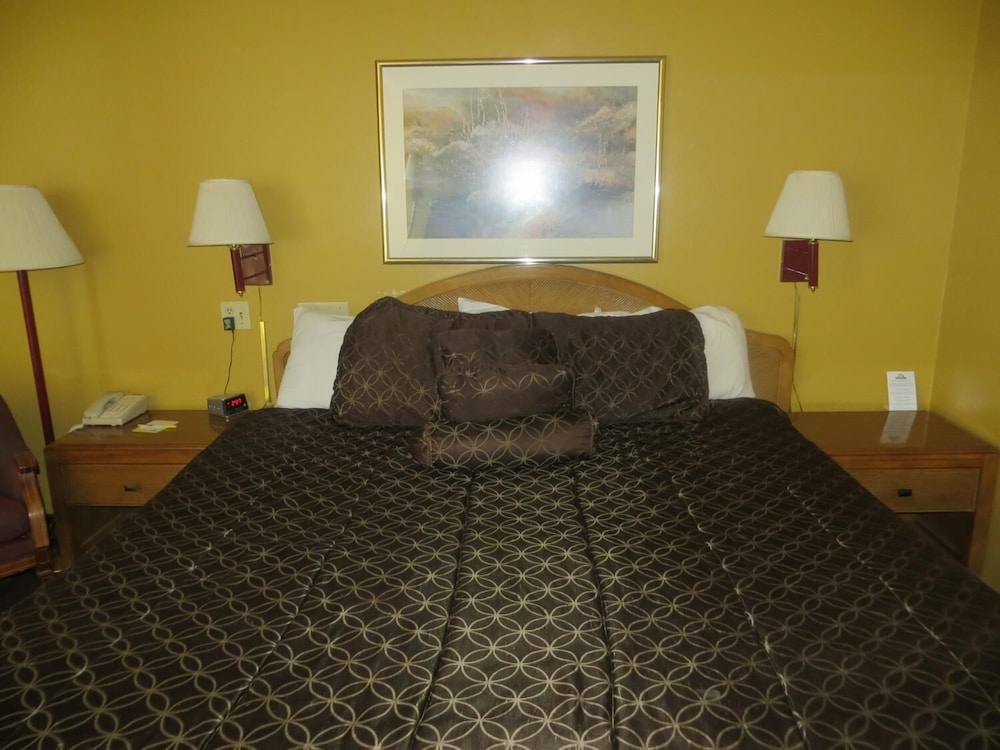 Days Inn Colorado Springs/Garden of the Gods 23/36