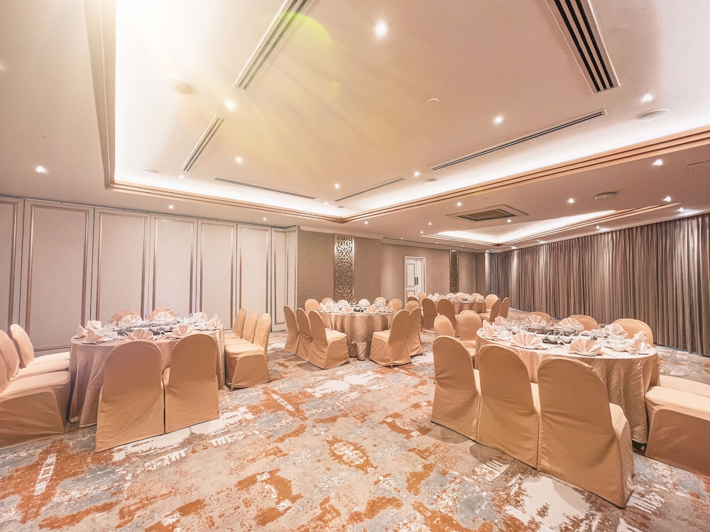 Riverside Majestic - Puteri Wing 35/60