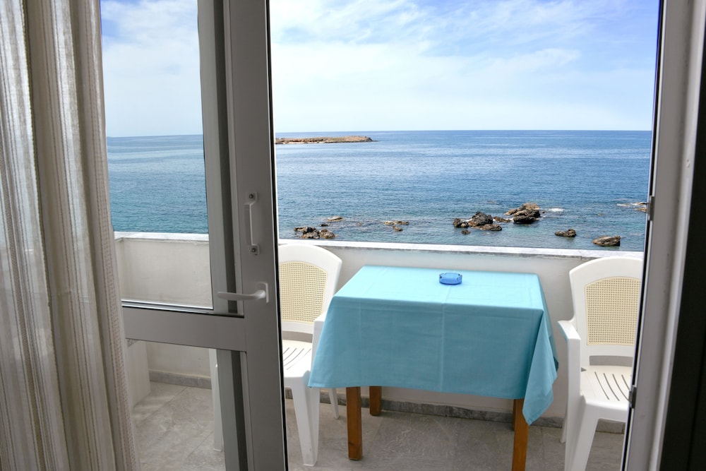 Klinakis Beach Hotel 41/60