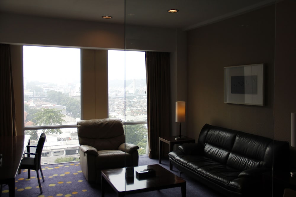 NOVOTEL BANDUNG 46/73