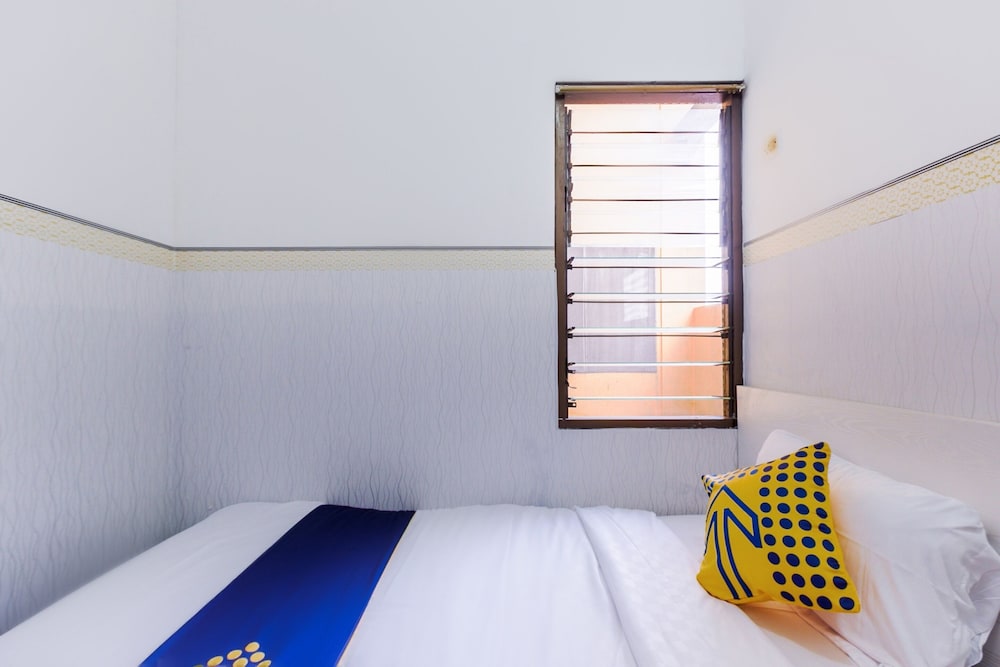 OYO 2628 Kartini Residence 17/29