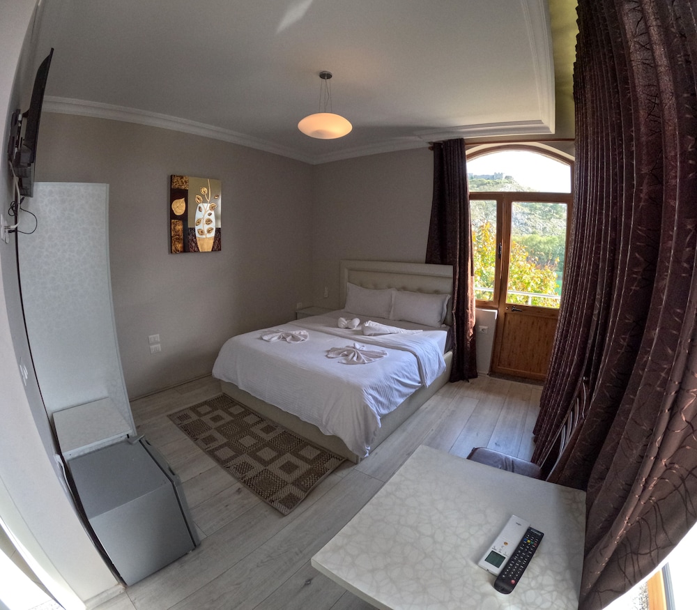 Buna Park Hotel Shkoder 9/50