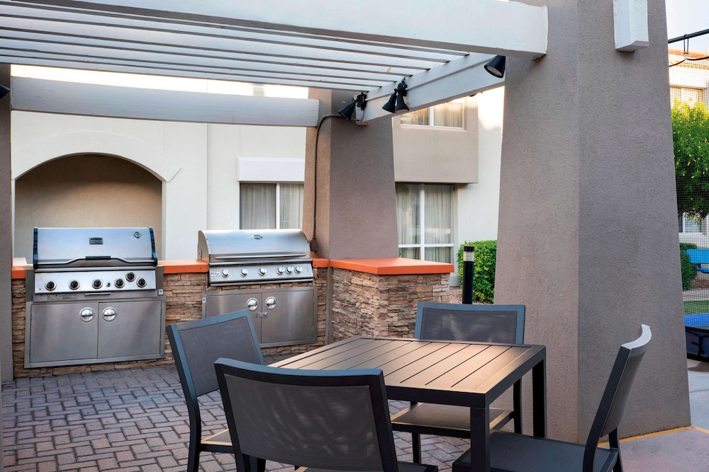 Sonesta ES Suites Scottsdale Paradise Valley 31/42