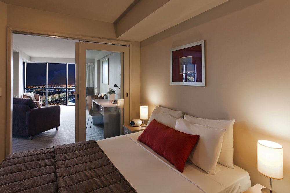 One Bedroom Harbour View Apartment