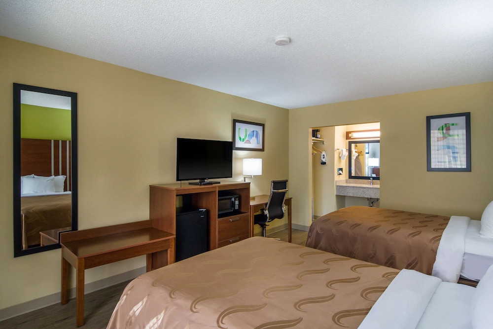 Stayable Suites Jacksonville West 18/45