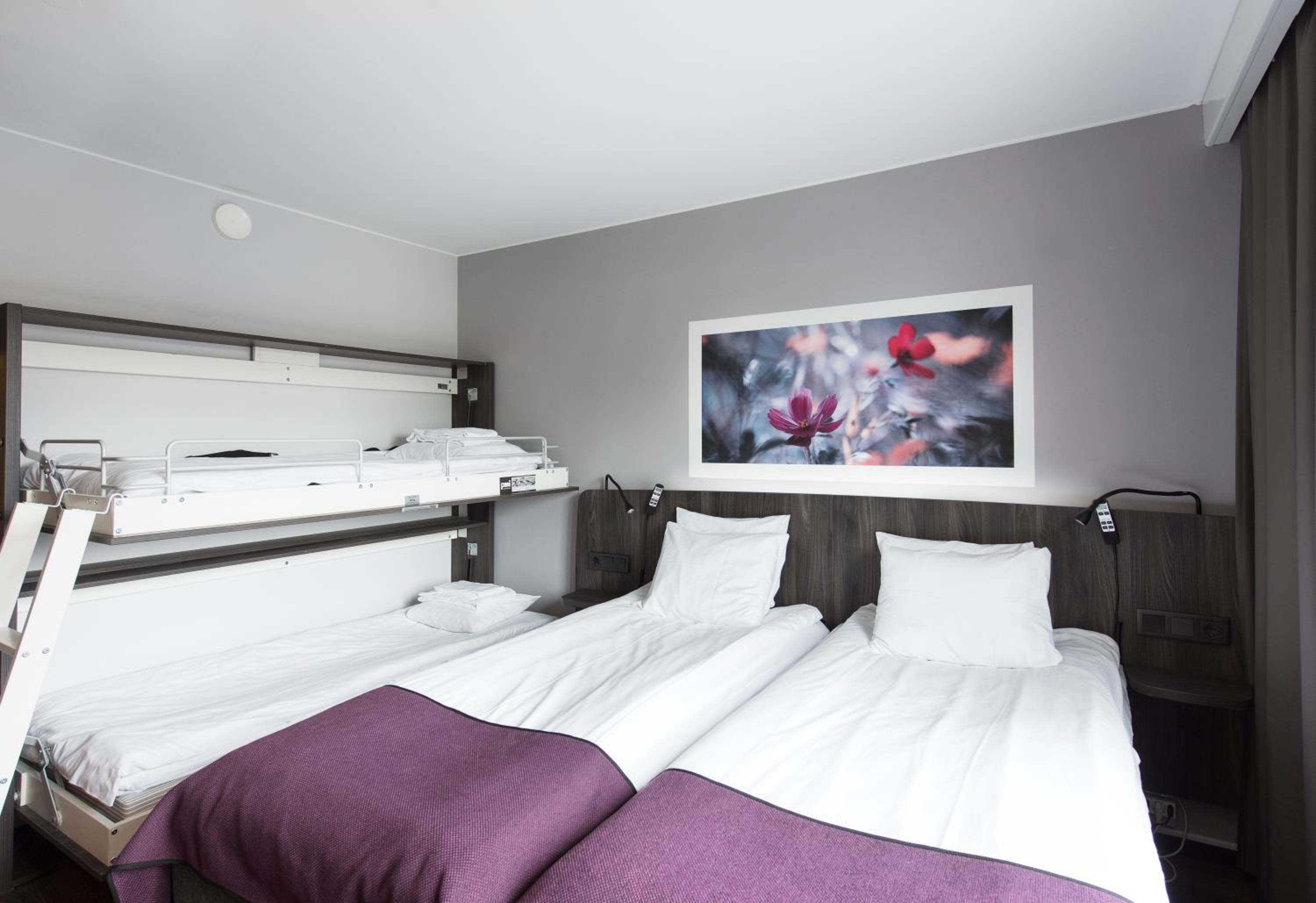 Room, Queen Bed