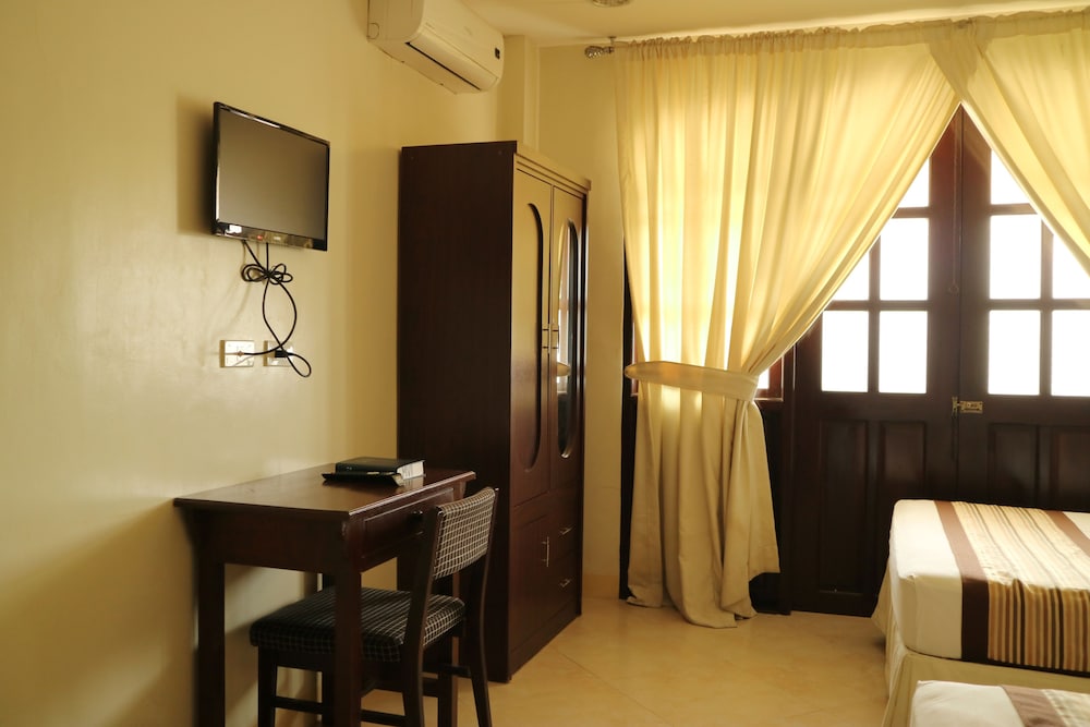 Metro Vigan Inn 59/70