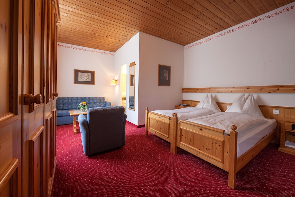 Wadhotel National 14/50