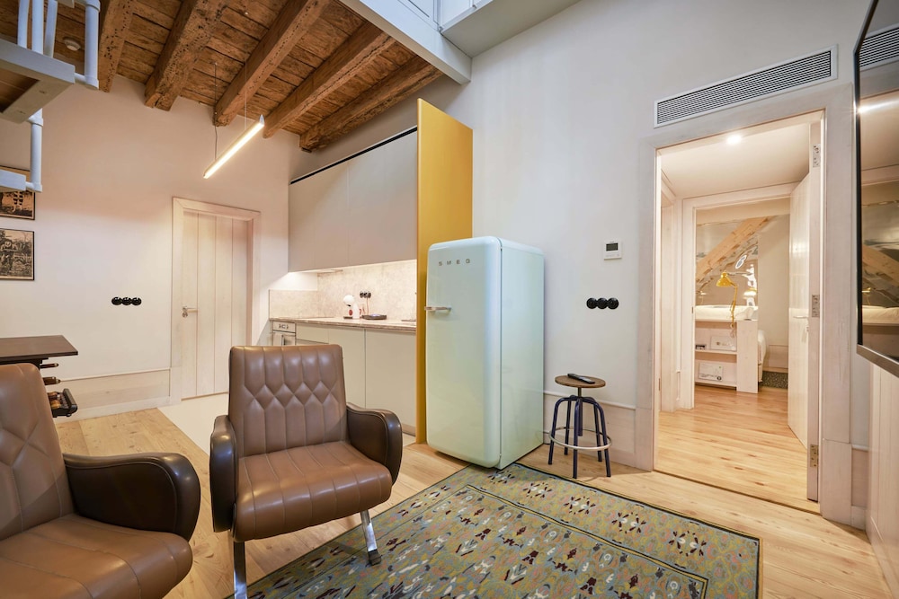 Cais Urban Lodge 37/50