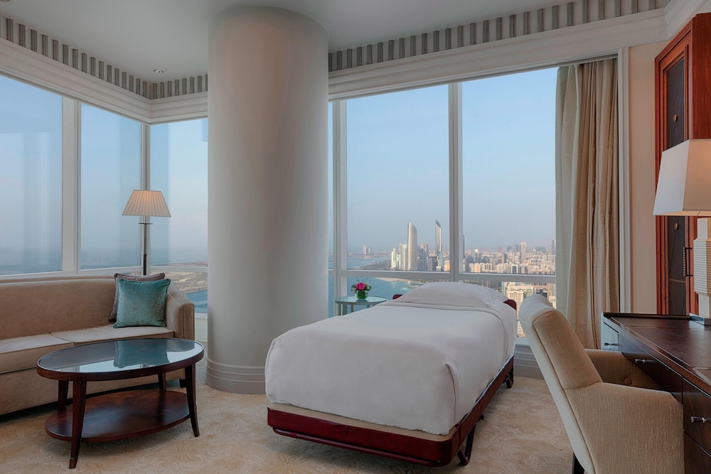 The St Regis Abu Dhabi 19/85