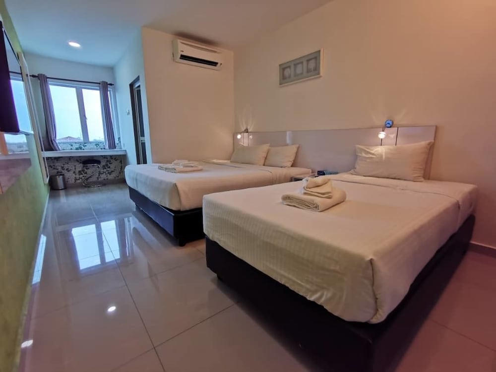 Yew Boutique Hotel 15/37