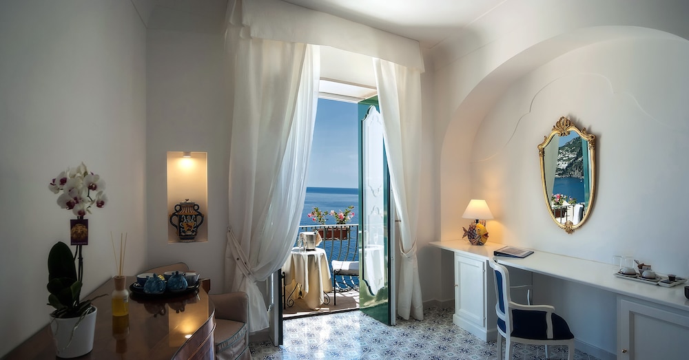 Montemare Hotel 8/66