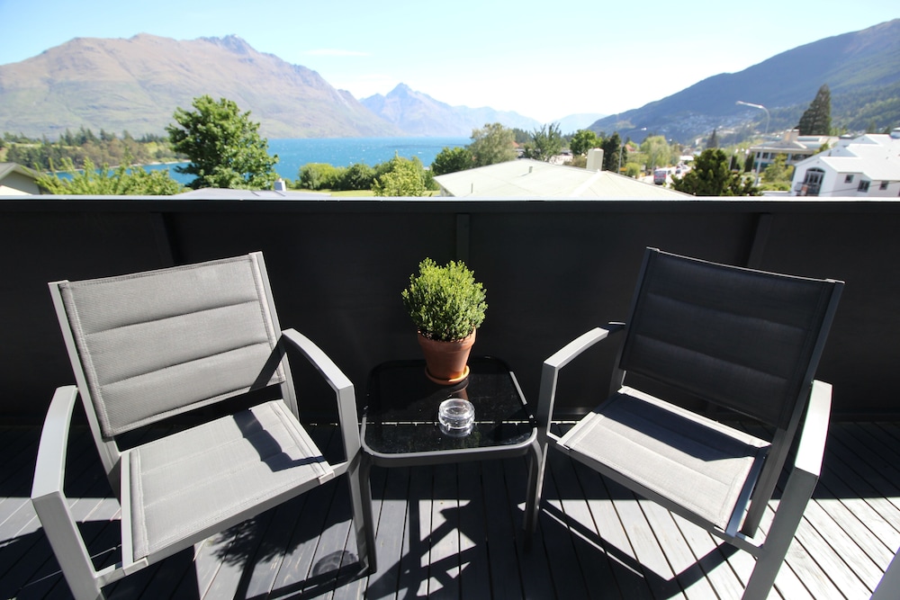 Chalet Queenstown 30/44