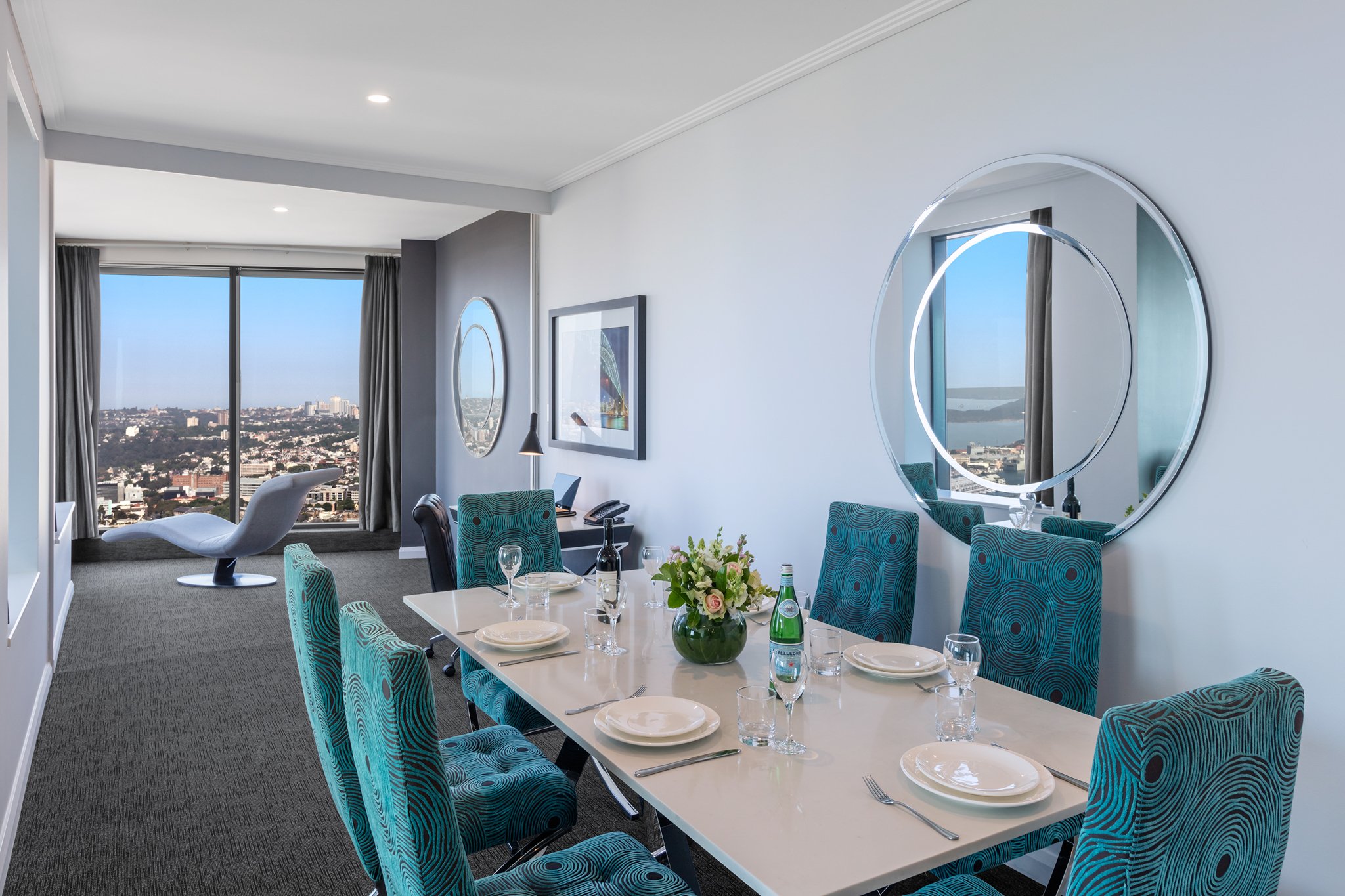Meriton Suites World Tower 45/50
