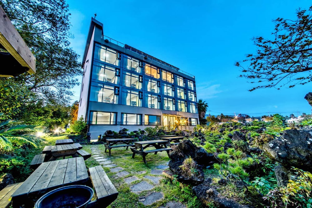 Olleyo Resort 3/50