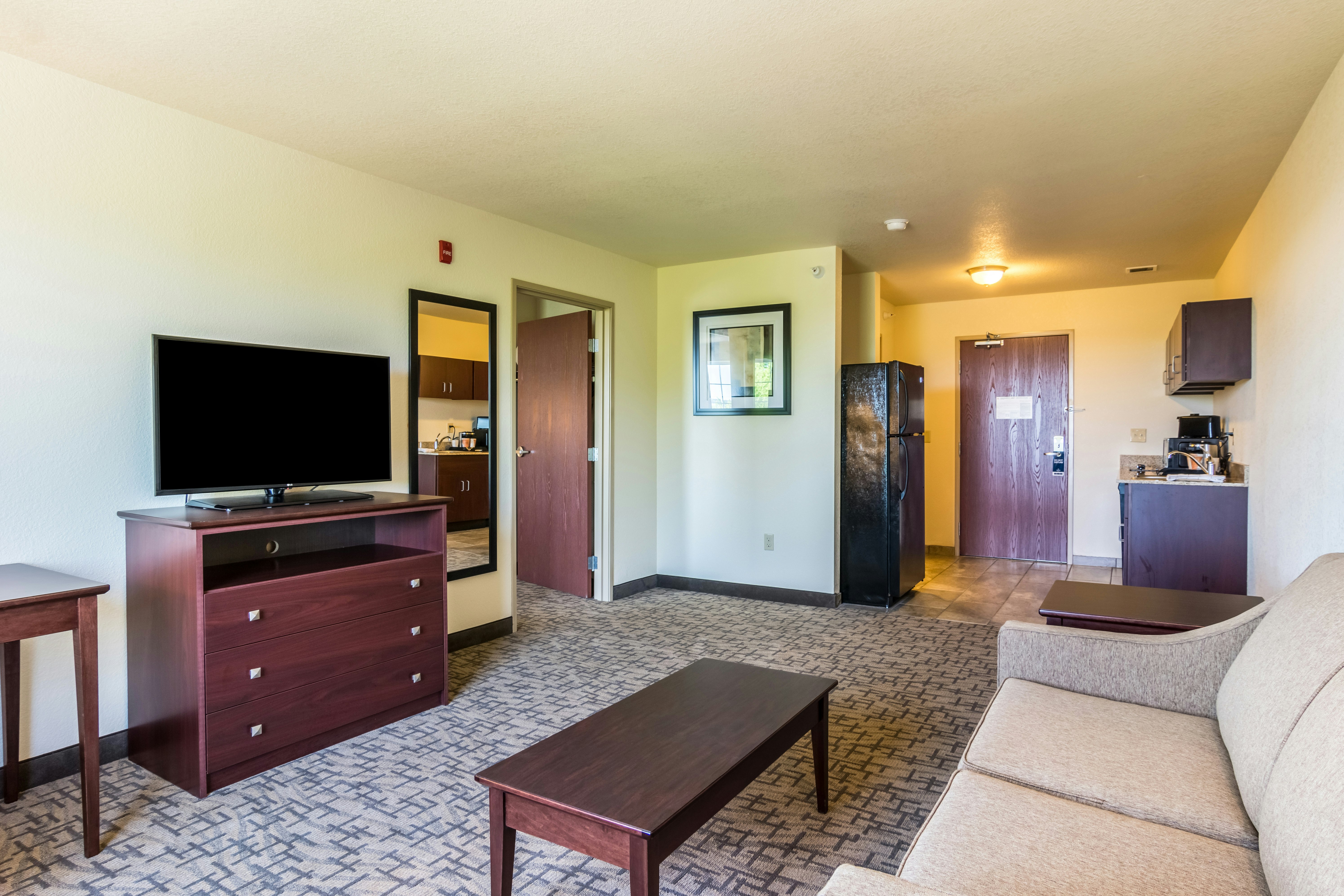 Cobblestone Hotel and Suites - Erie 35/50