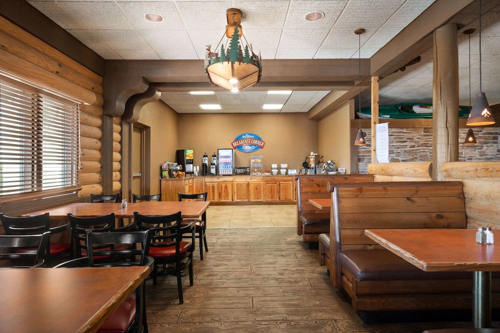 Baymont by Wyndham Mandan Bismarck Area 25/36