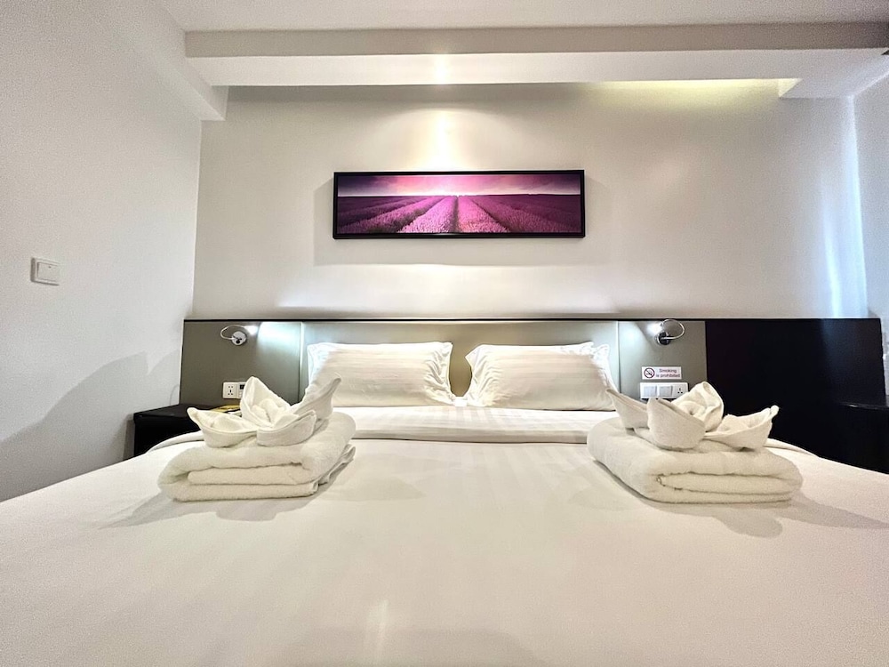 Harmony Phnom Penh Hotel 30/78