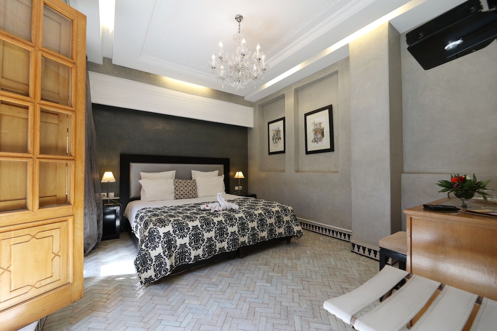 Riad L Etoile D Orient 22/75