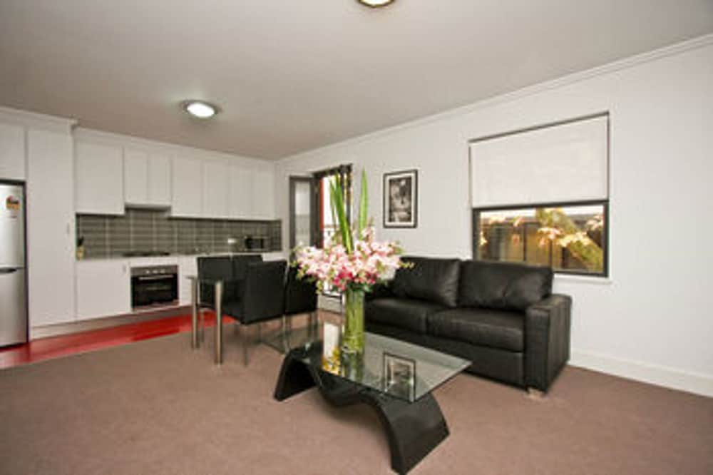 The Star Apartments 14/29
