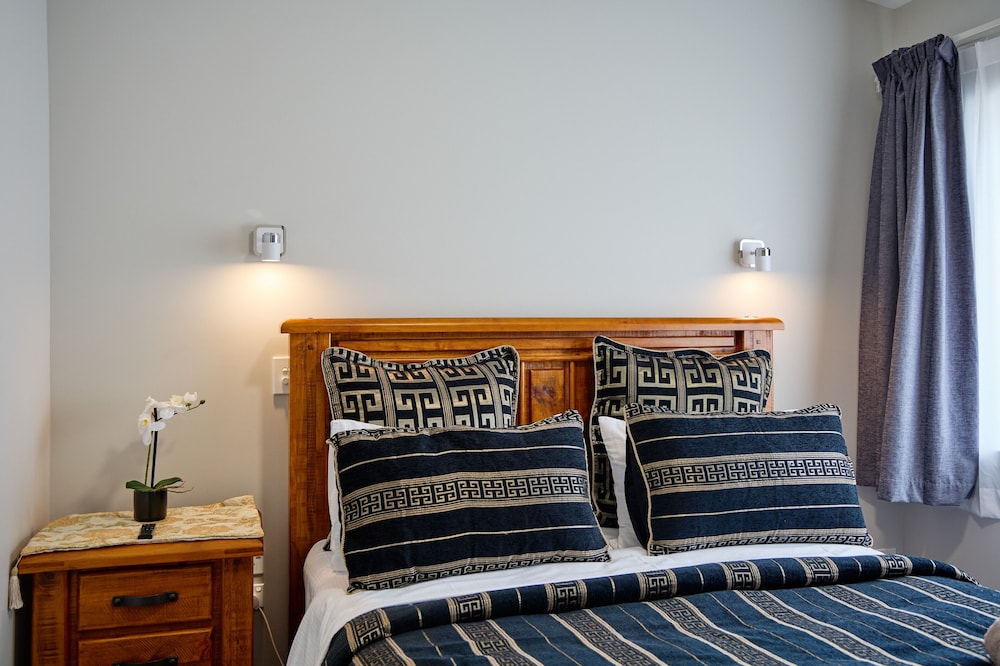 Willowbank Motel 3/51