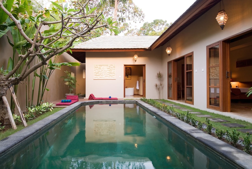Ajanta Villas 68/71