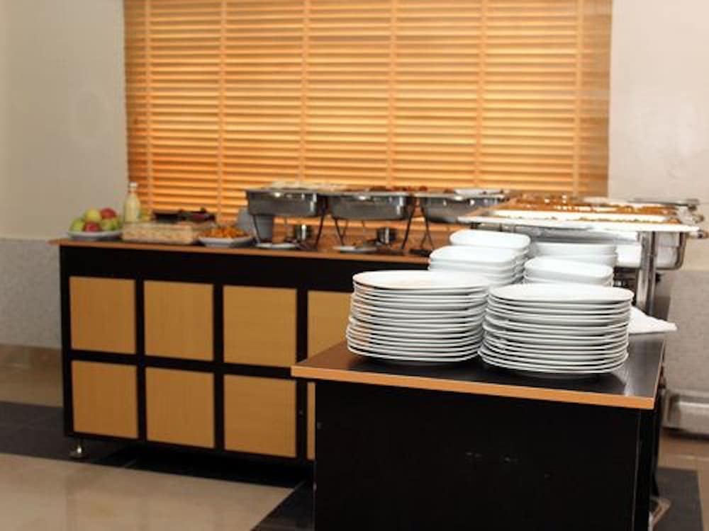 Eastgate Hotel Lekki 9/61