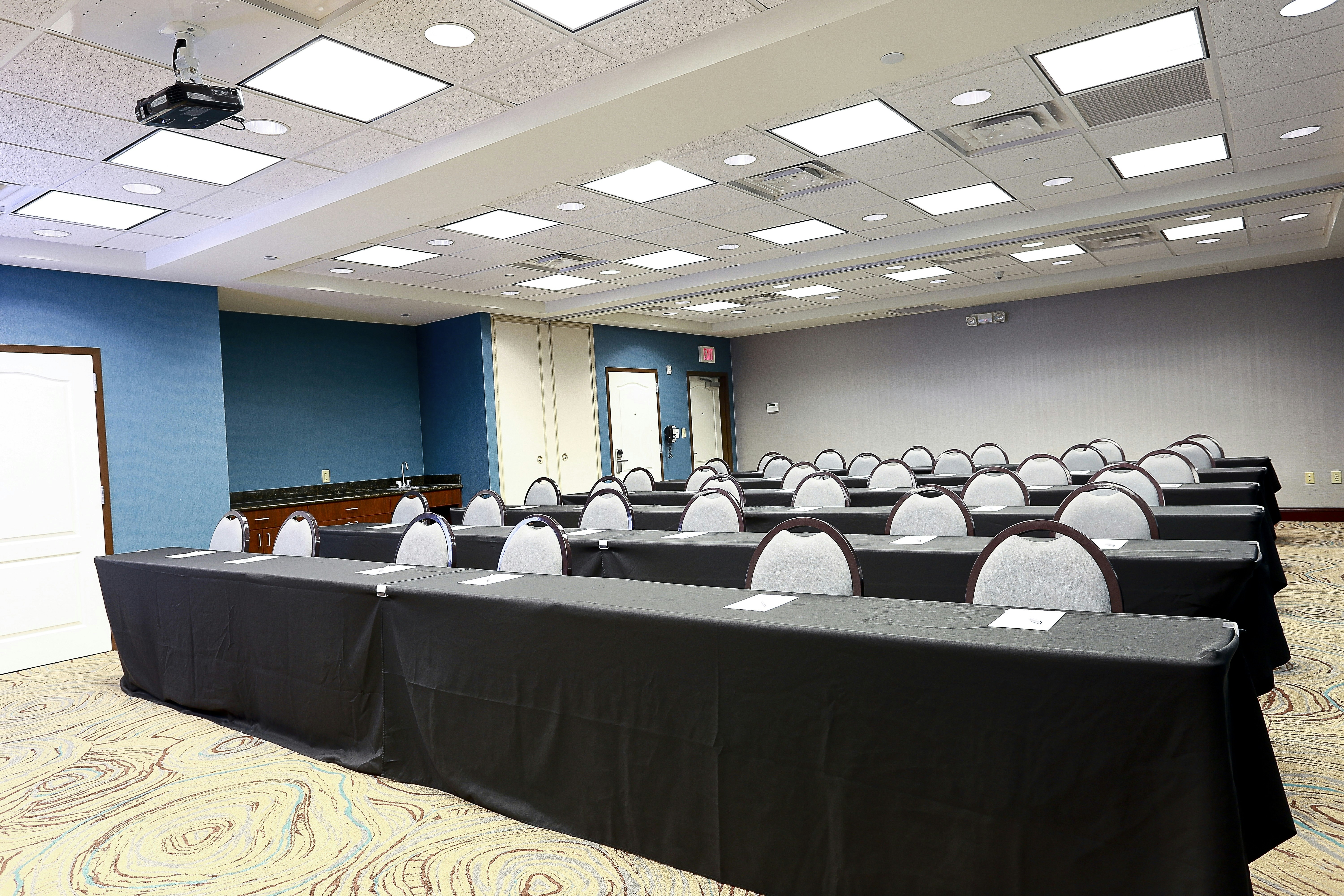 Hampton Inn & Suites Tampa-Wesley Chapel 27/38