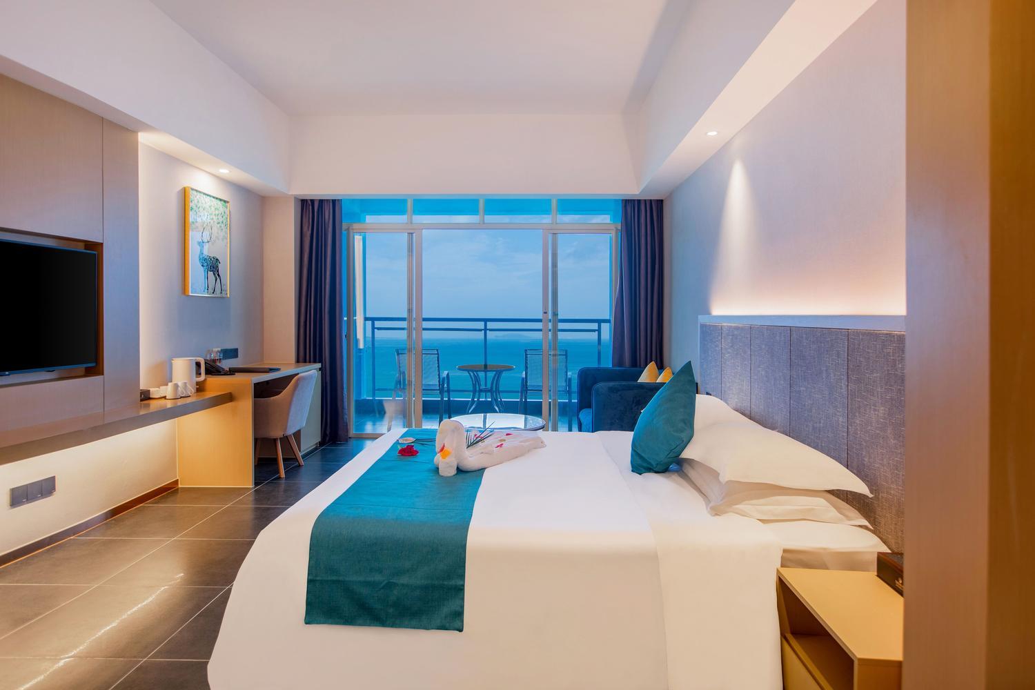 Stunning, Sunset, Double Bed, Sea View, Balcony
