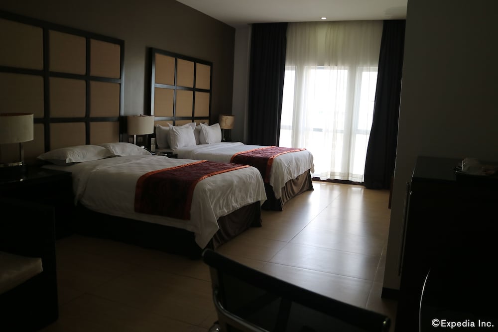 Avenue Suites Hotel 23/65