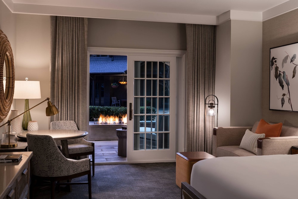 The Ritz Carlton Lodge Reynolds Plantation 31/75