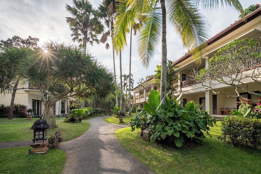 Pertiwi Resort Spa 79/87