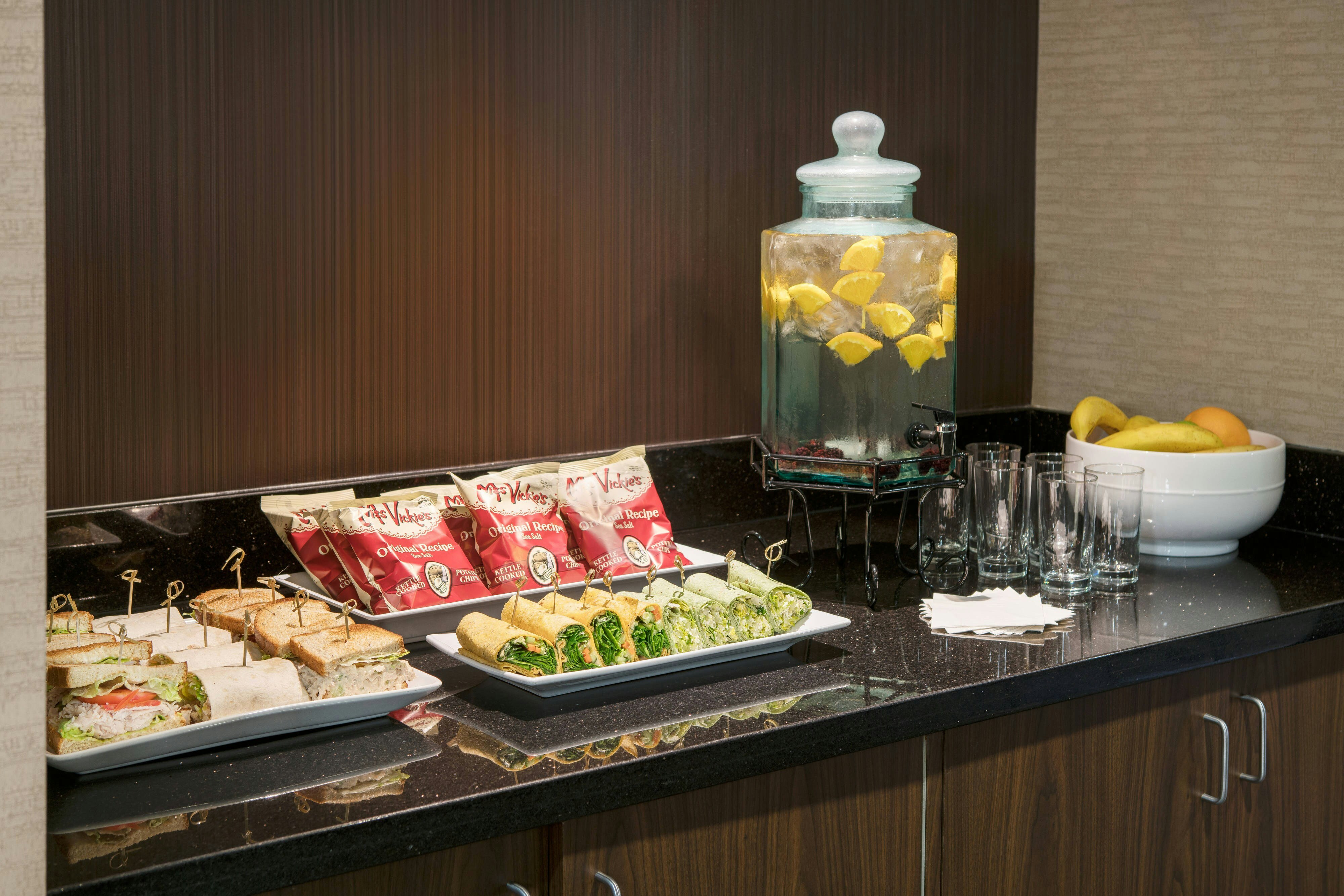 Courtyard by Marriott San Diego Sorrento Valley 6/20