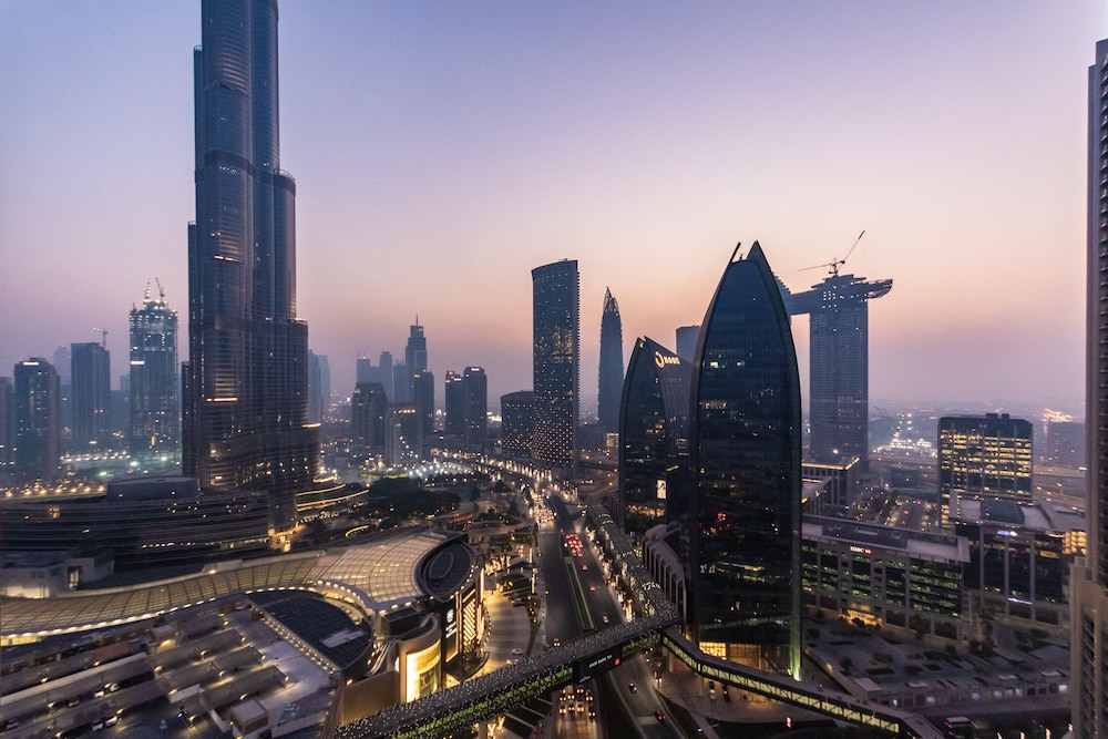 Westminster Dubai Mall 46/50