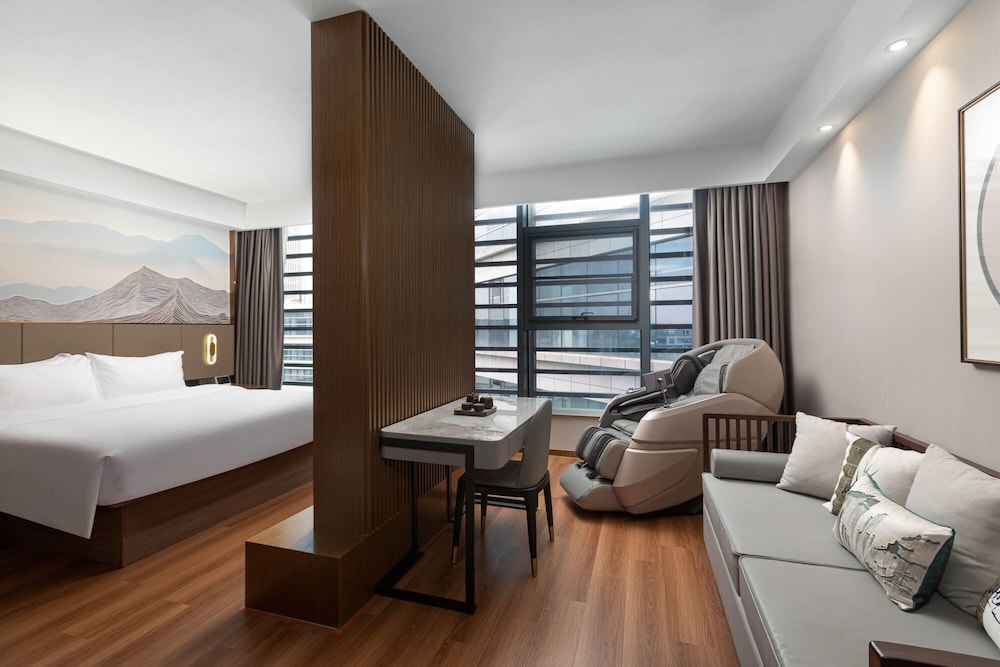 Smart, Business, King Bed