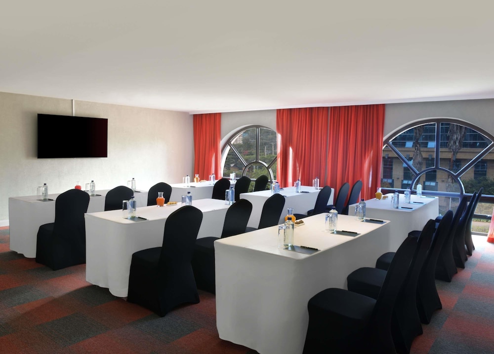 Pullman Nairobi Upper Hill 42/49