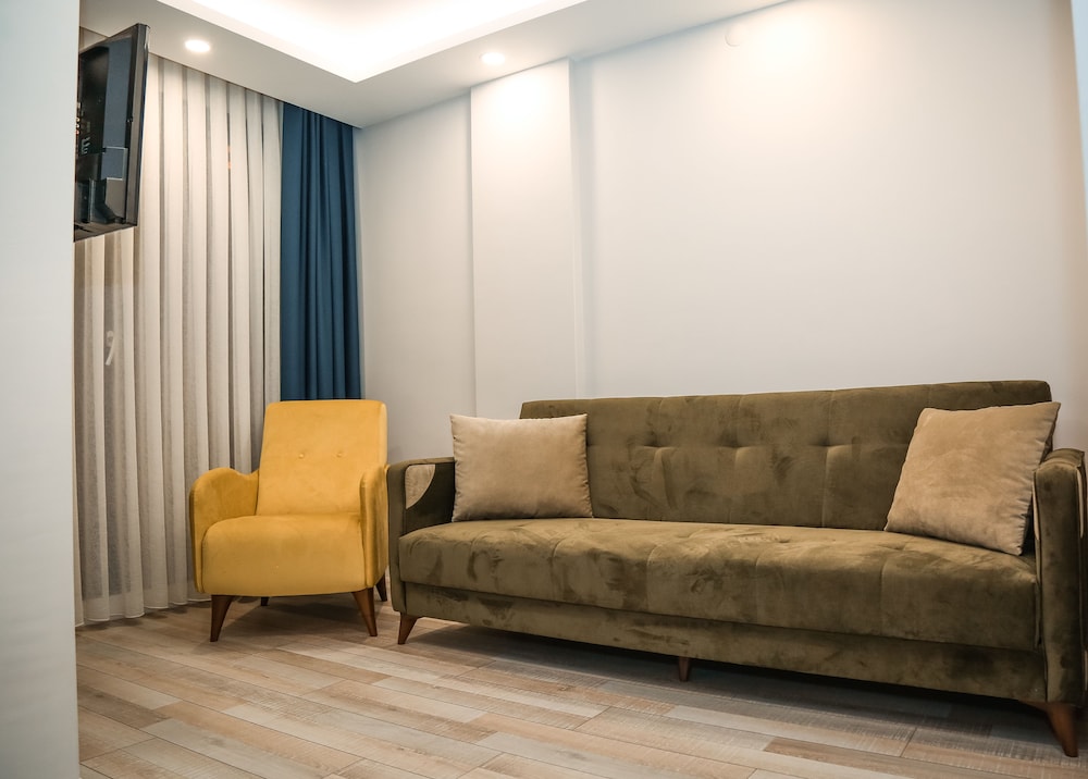 White Golden Suite Hotel 22/40