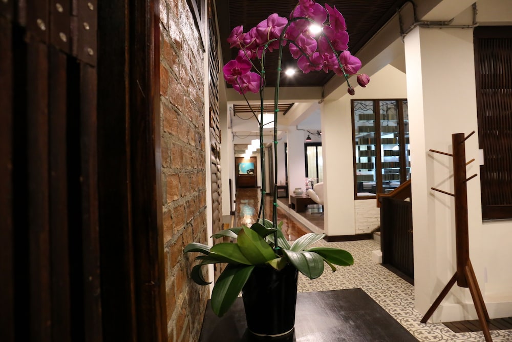 Kampaeng Ngam Hotel 39/40