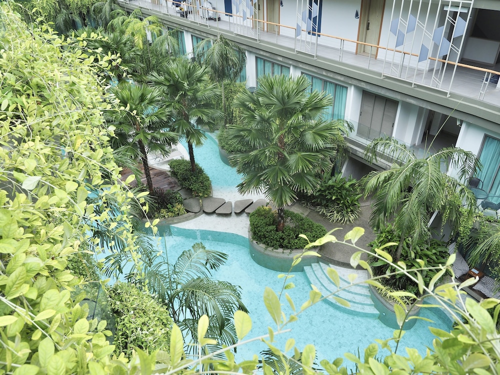 Panwaburi Beachfront Resort 42/50