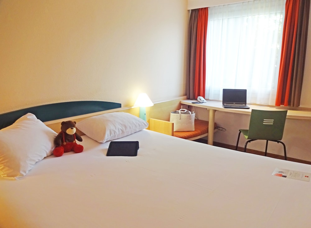 ibis Koeln Frechen 15/57