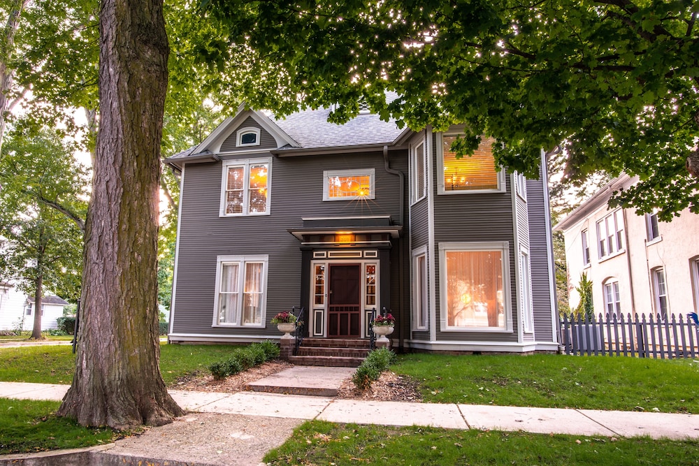 Valparaiso Inn Bed & Breakfast 29/39
