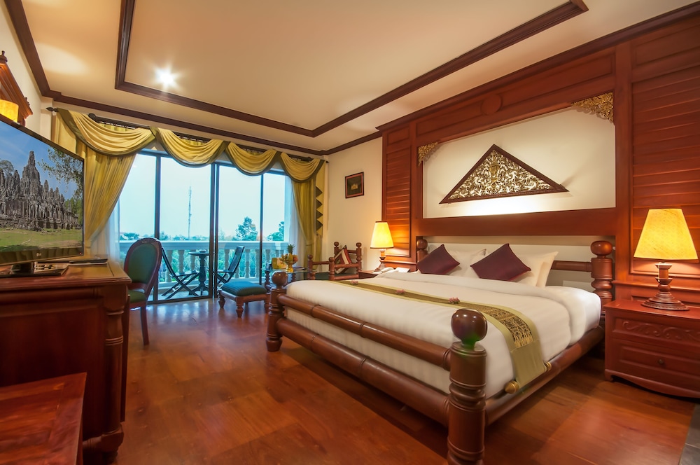 LANDMARK, DOUBLE BED