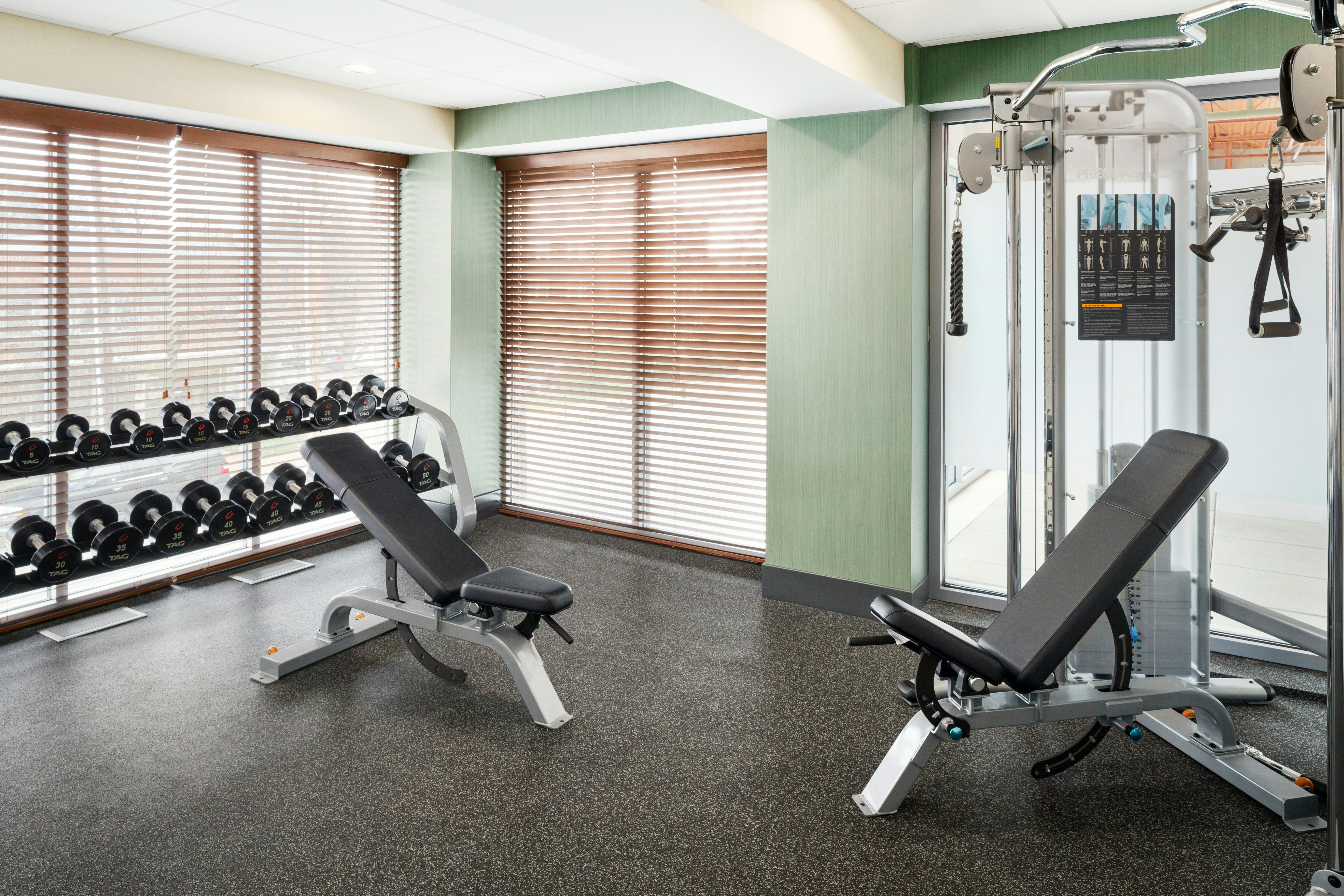 Hampton Inn & Suites Clayton/St Louis-Galleria Area 33/61