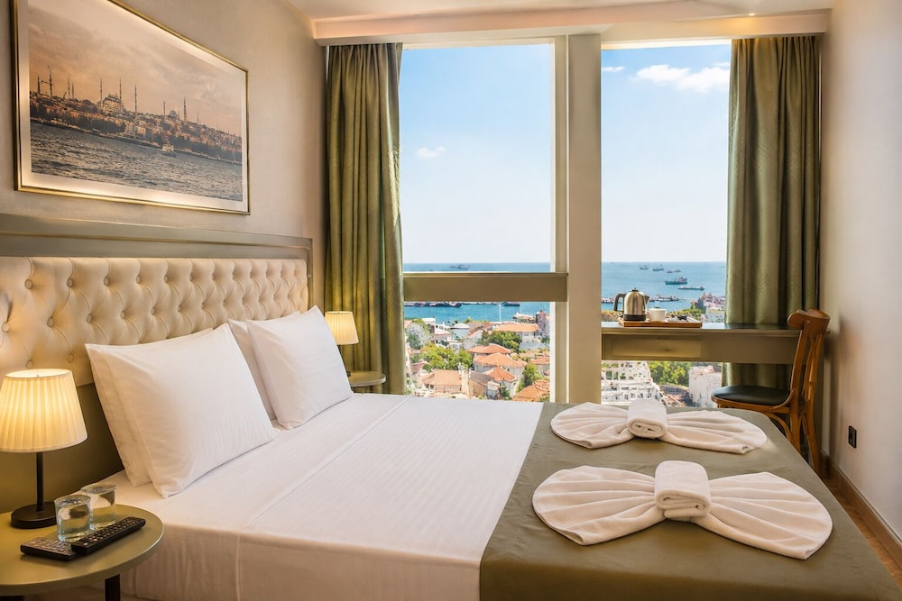 Mayer Hotel 22/48